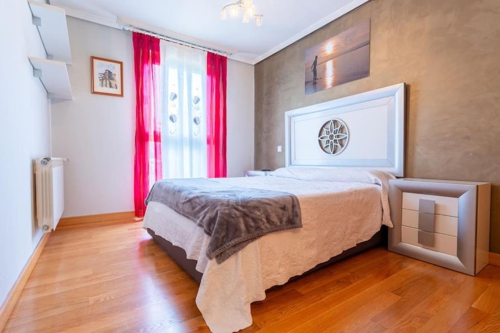 Apartamento En El Corazon De La Ciudad Con Parking Santander Exterior foto